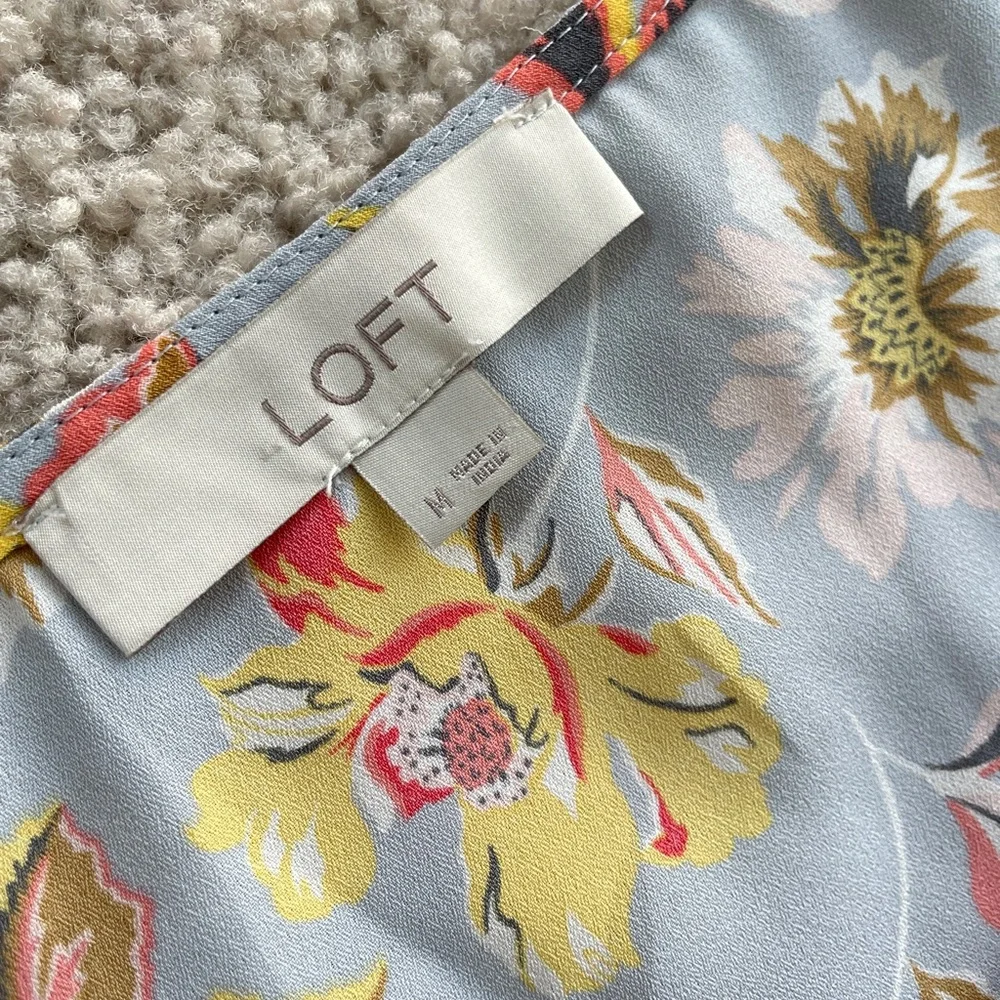 LOFT Floral Peplum Coral Yellow Pink Ruffle Flowy Sleeveless Top Size Medium